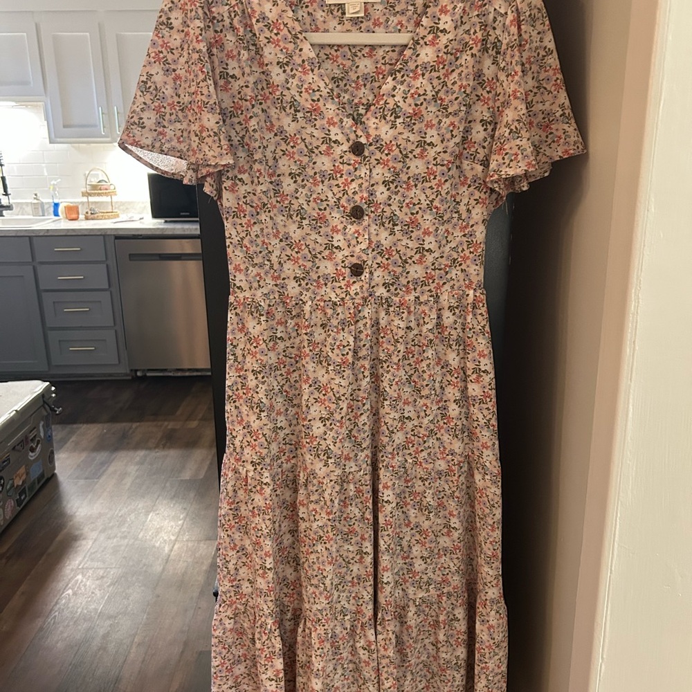 Floral Flowy Dress (pockets)